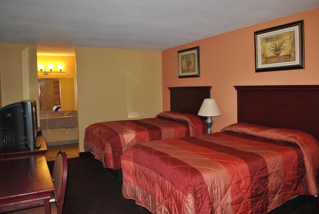 Executive Inn Brookshire الغرفة الصورة